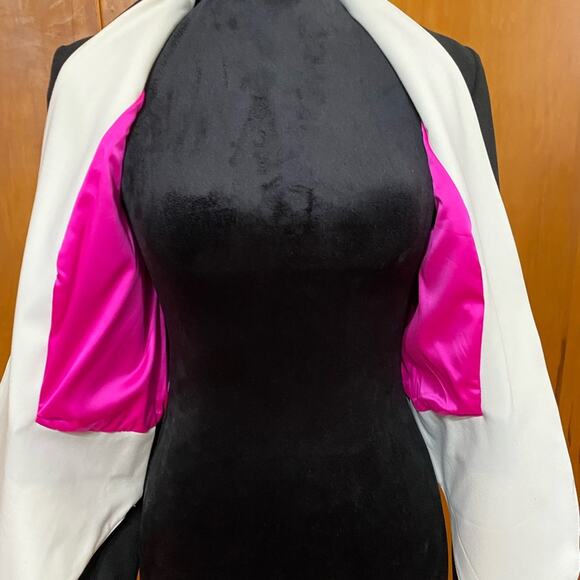 NWT Black Cropped Blazer Jacket White Accent Hot Pink Lining Longer in Front - Picture 3 of 10